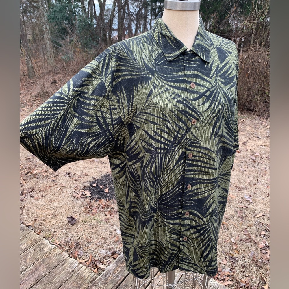 Silk Palm Leaf Hawaiian Button-Up Shirt - Picture 11 of 16